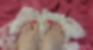 Feet pedicure видео от @silkdesire