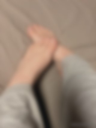 Feet toes фото от @bella_lee062