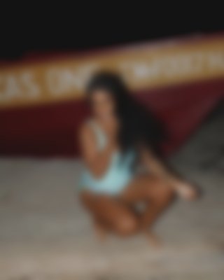 Beach swimsuit foto di @cake_6