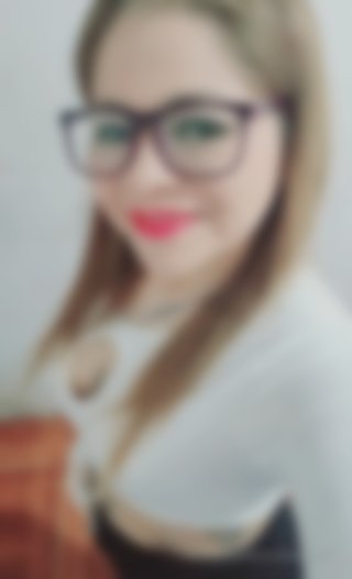 Glasses selfie photo by @RominaGriselda3112