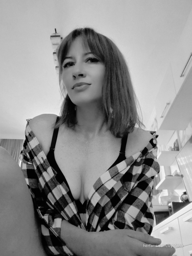 Selfie photo by @byolena