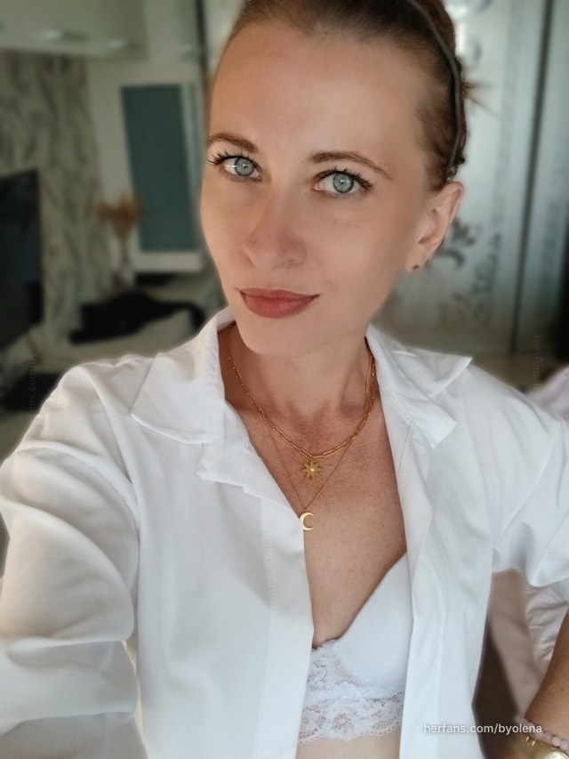 Selfie makeup fotografija od @byolena