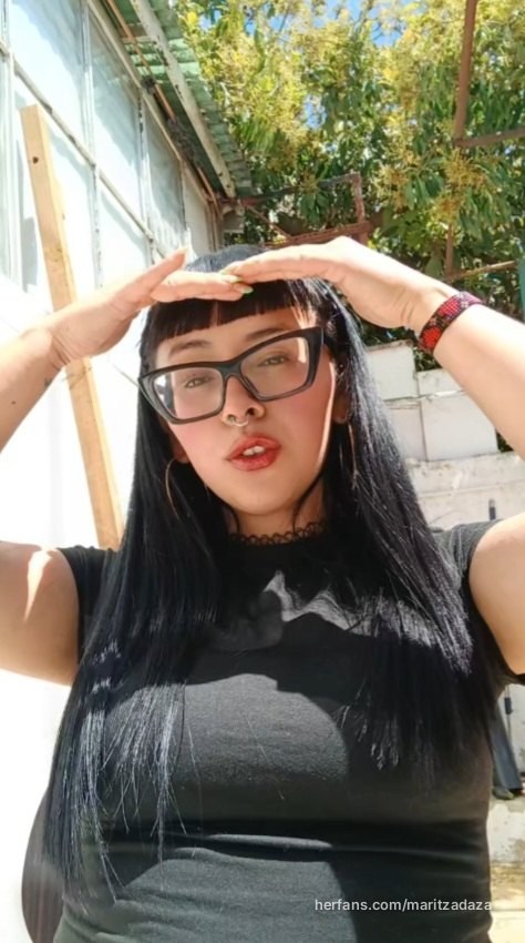Glasses black hair foto door @maritzadaza