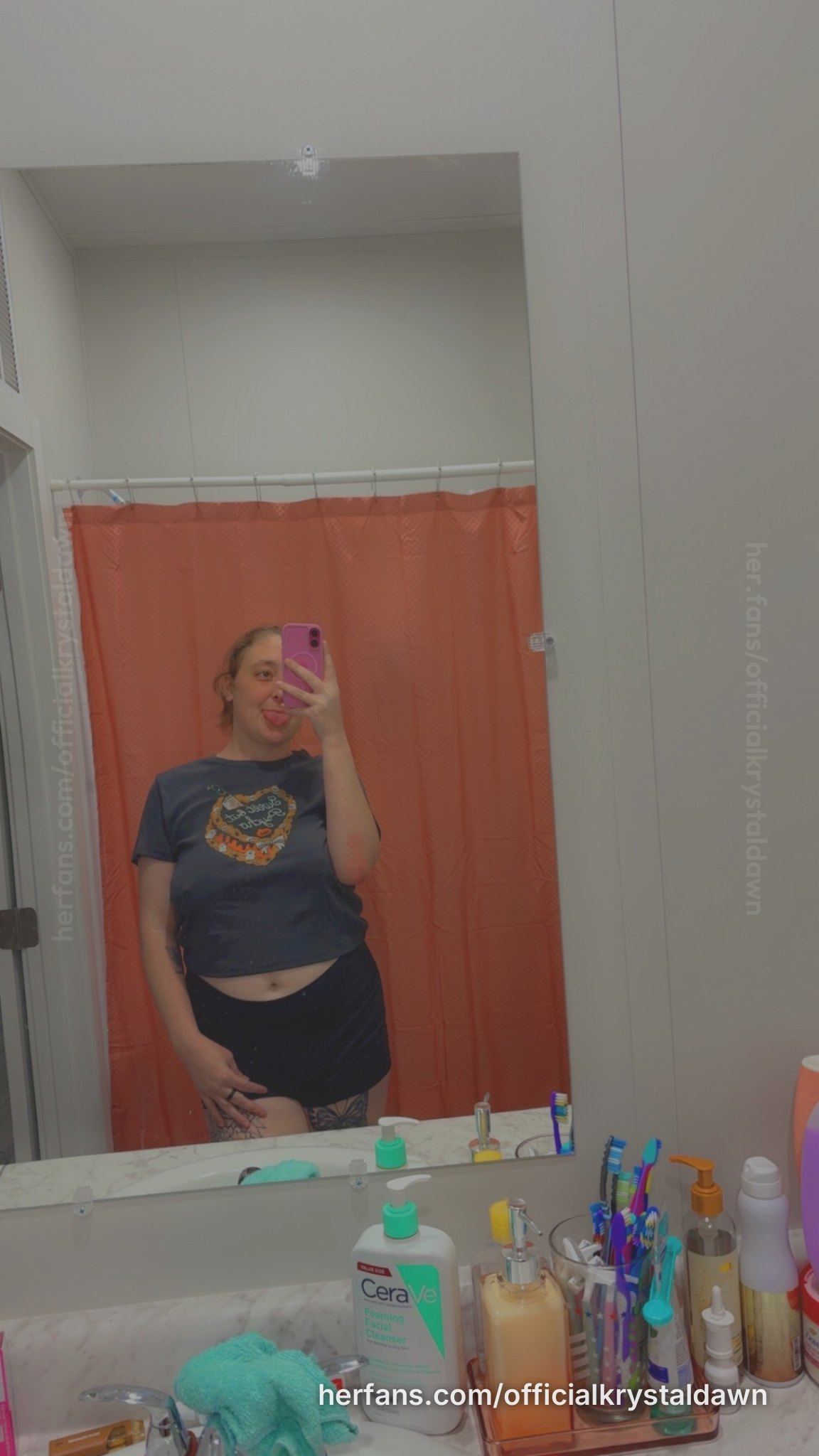 Mirror selfie casual photo by Krystal Dawn