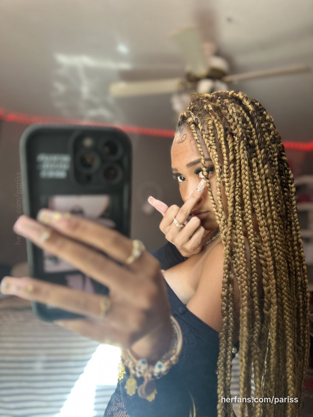 Mirror selfie, foto no Theyenvypariss