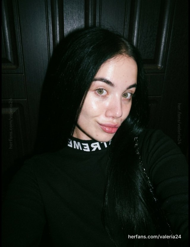 Black hair long hair foto nga @valeria24