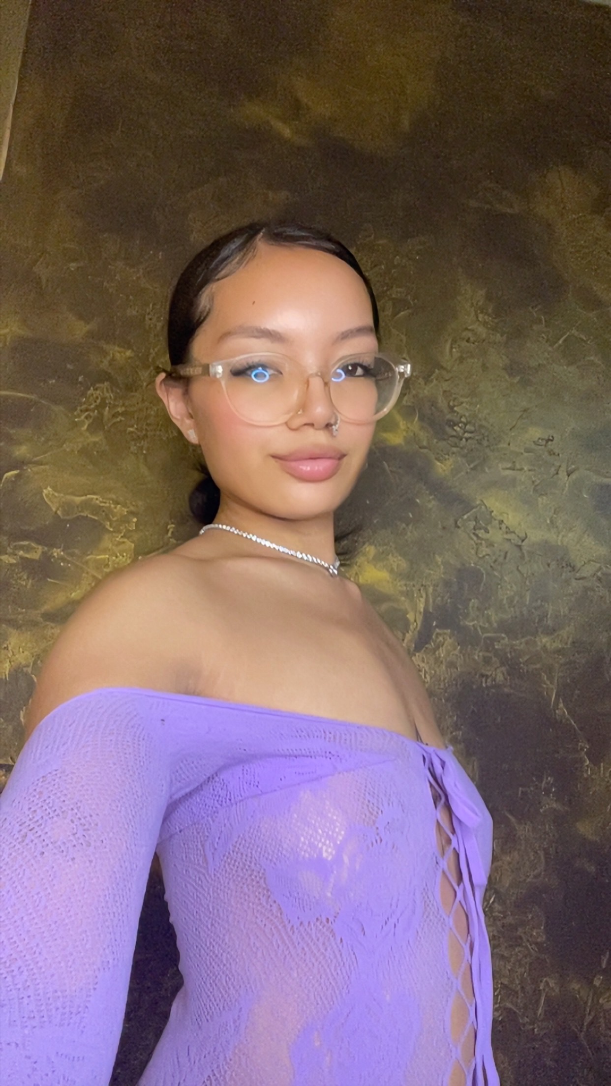 NINA THAÏ 💜🇹🇭 profile photo
